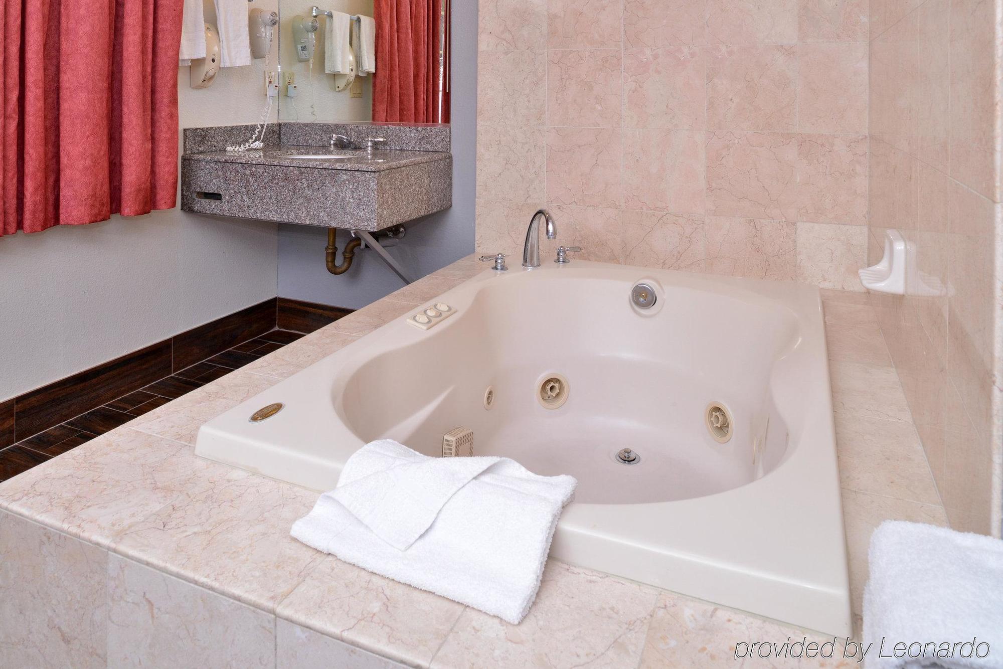 Americas Best Value Inn Hollywood Los Angeles Extérieur photo
